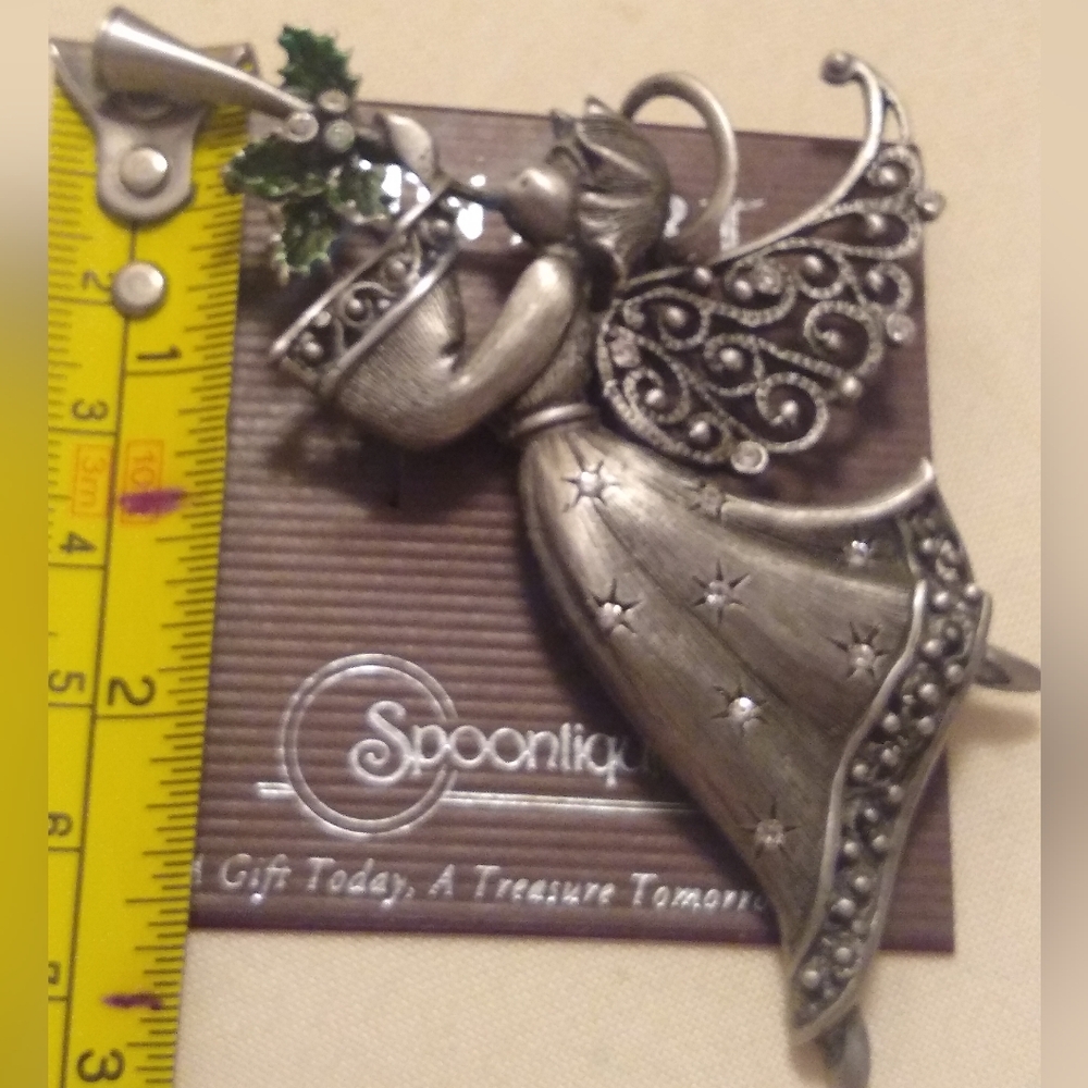 Vintage Signed JJ Pewter Trumpeting Angel Brooch - Picture 5 of 6